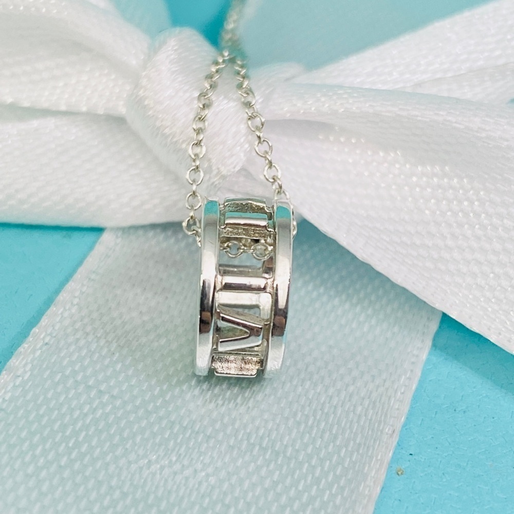 Tiffany & Co Atlas Circle Necklace Sterling Silver 925 16” Retired w/ Box nice - Picture 3 of 9